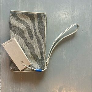 ROTHY'S WRISTLET brand new with tags